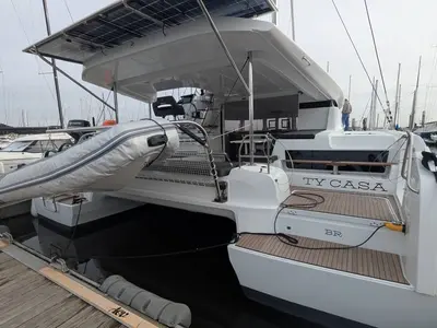TY-Casa, a Lagoon 43 catamaran at Bonifacio / Bunifaziu, France