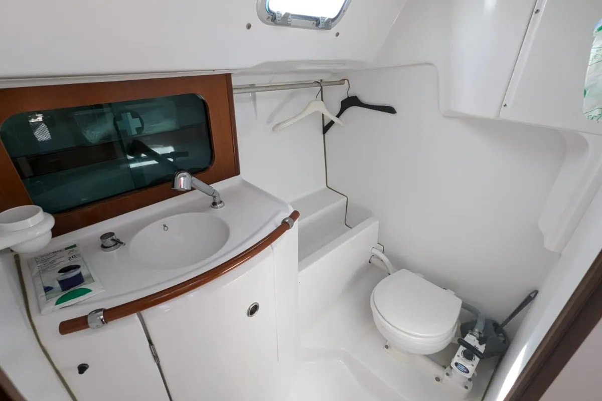 Head on Eole, a Beneteau Oceanis 311 sailboat at Saint-Cast-le-Guildo, France