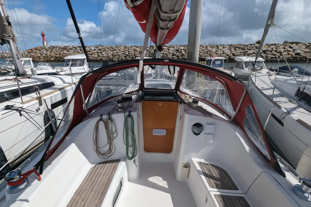 Cockpit of Eole, a Beneteau Oceanis 311 sailboat at Saint-Cast-le-Guildo, France