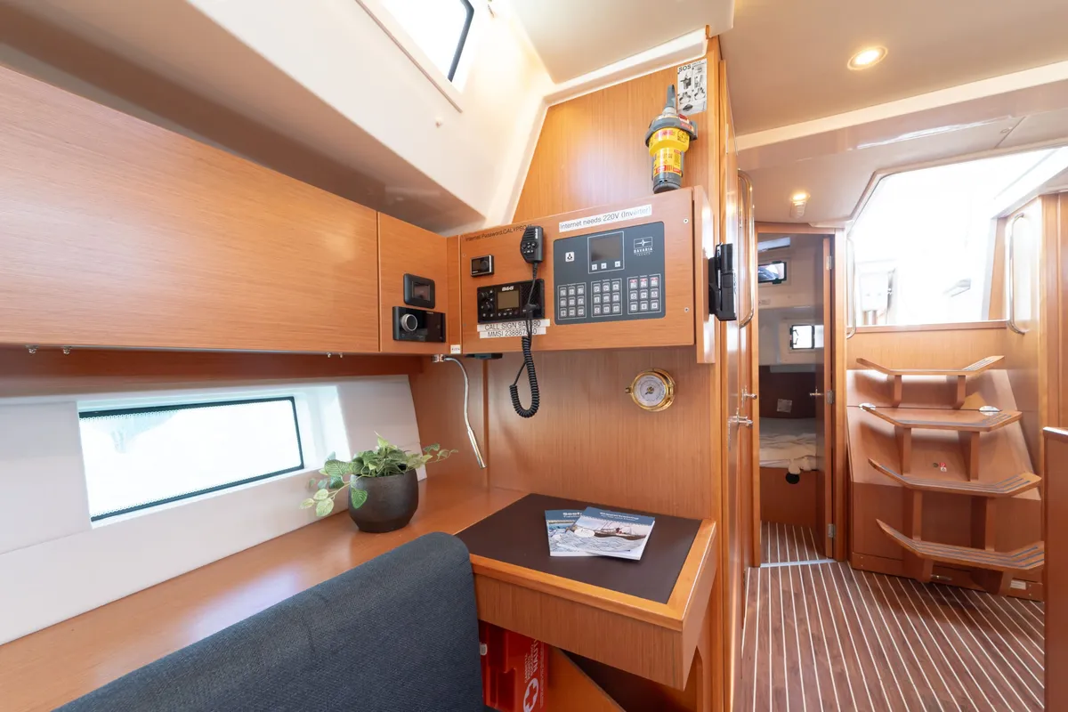 Salon of Calypso, a Bavaria C45 sailboat at Pirovac, Croatia