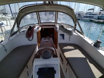 Deck of Sea Hope, a Bavaria Cruiser 37 sailboat at Kontokali, Greece