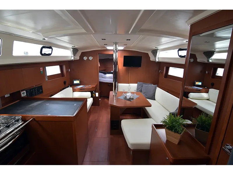 Salon of Norma, a Beneteau Oceanis 41.1 sailboat at Athens, Greece