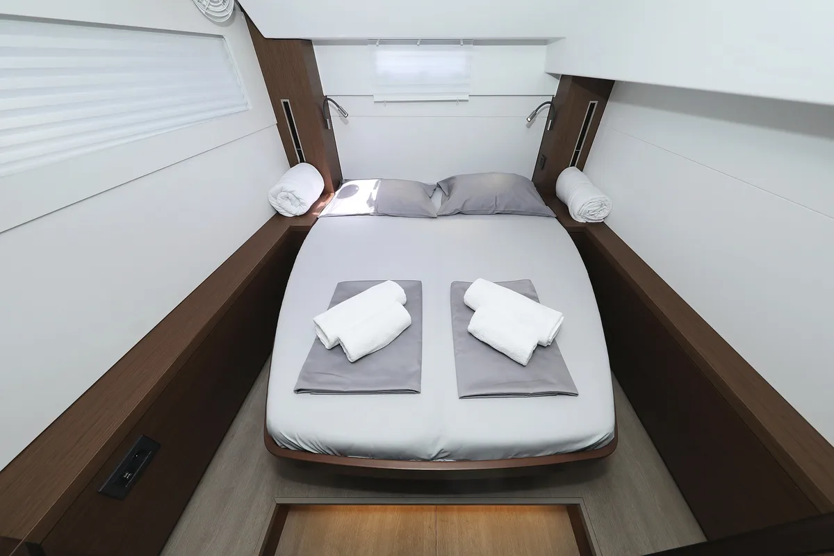 Cabin on Panos, a Lagoon 46 catamaran at Sukošan, Croatia