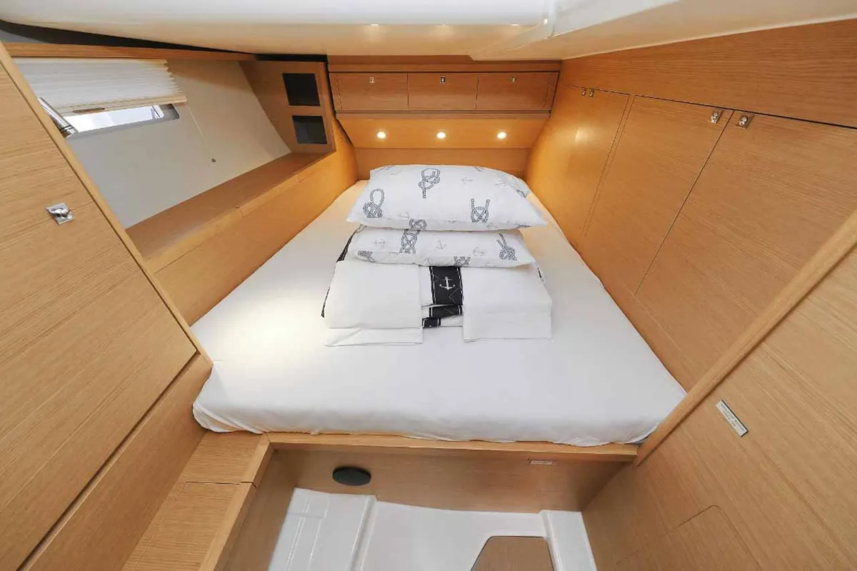 Cabin on Luna 77, a Dufour 520 GL sailboat at Grad Biograd na Moru, Croatia