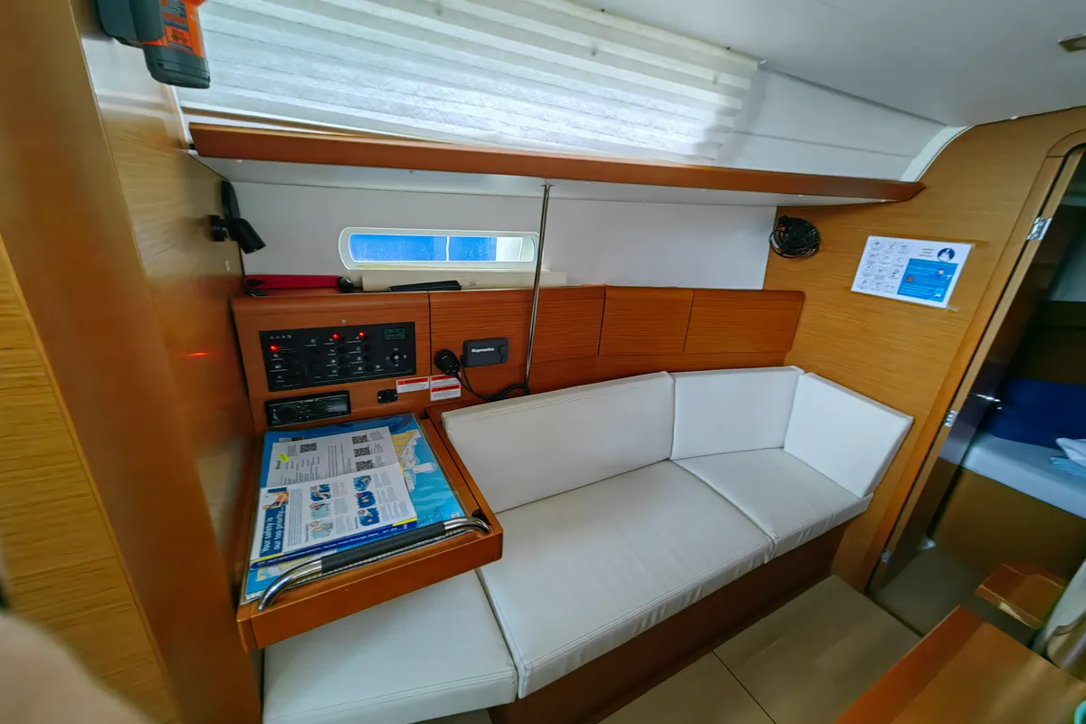 Salon of Islanders, a Jeanneau Sun Odyssey 389 sailboat at Mali Lošinj, Croatia