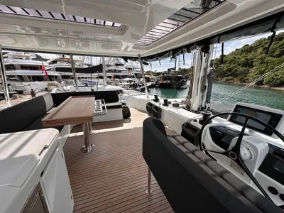 Cockpit of Maui, a Lagoon 55 catamaran at Marigot, France