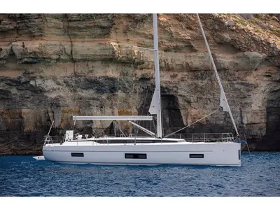 Salon of Silver III, a Bavaria C45 sailboat at Volos Municipality, Greece