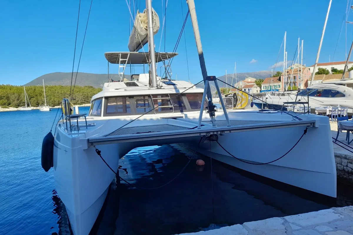 Exterior view of Mira, a Nautitech 46 Fly catamaran at Kontokali, Greece