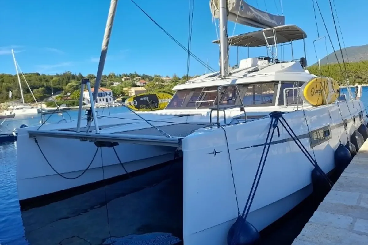 Exterior view of Mira, a Nautitech 46 Fly catamaran at Kontokali, Greece