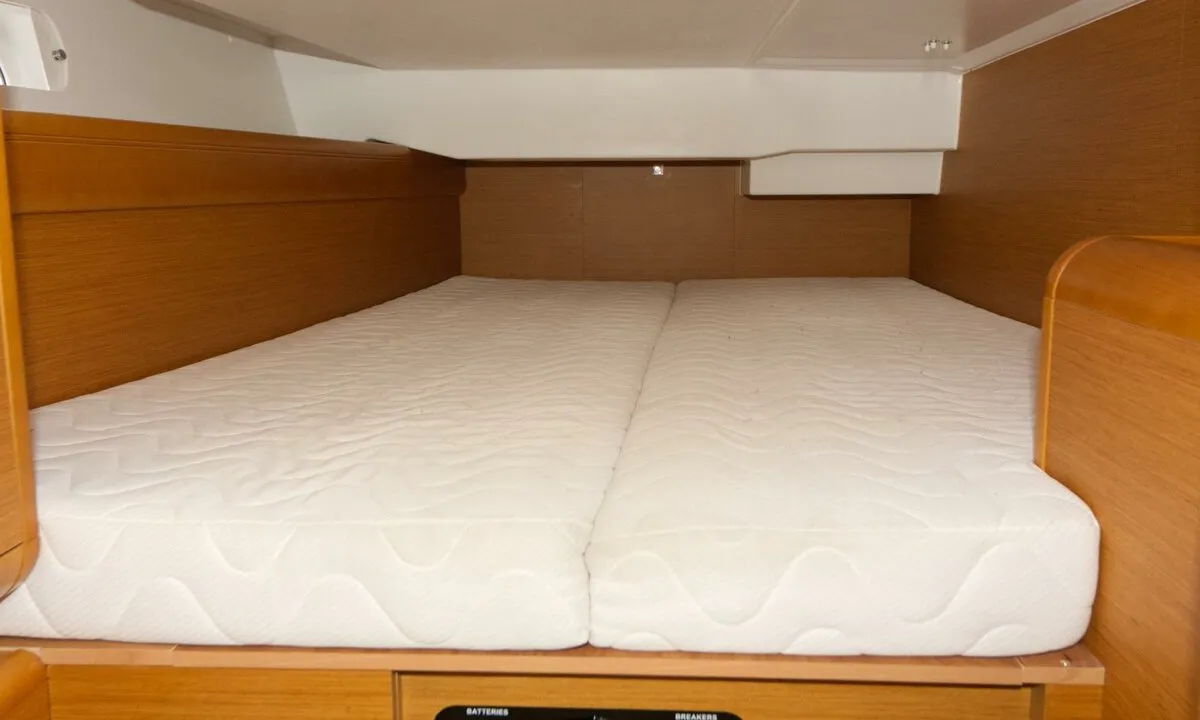 Cabin on Jason, a Jeanneau Sun Odyssey 439 sailboat at Grad Pula, Croatia