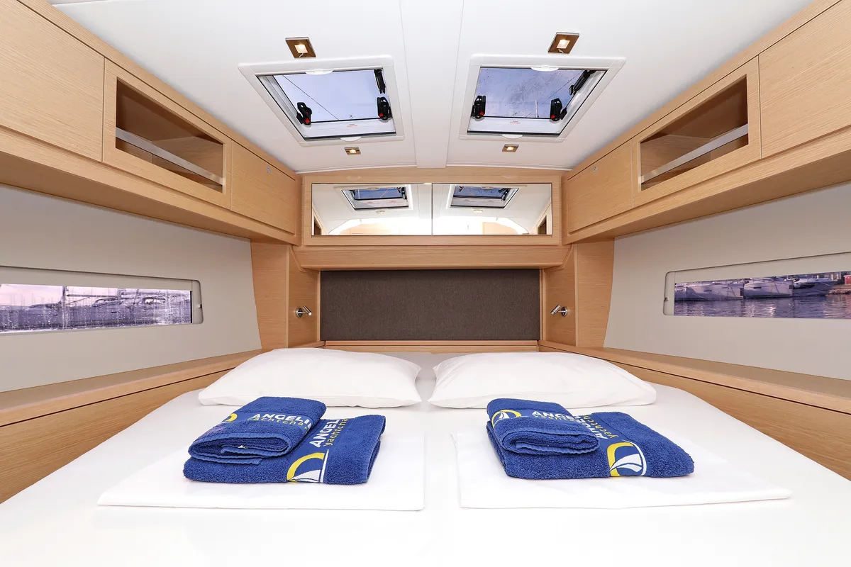 Cabin on Odyssey, a Dufour 470 sailboat at Općina Sukošan, Croatia
