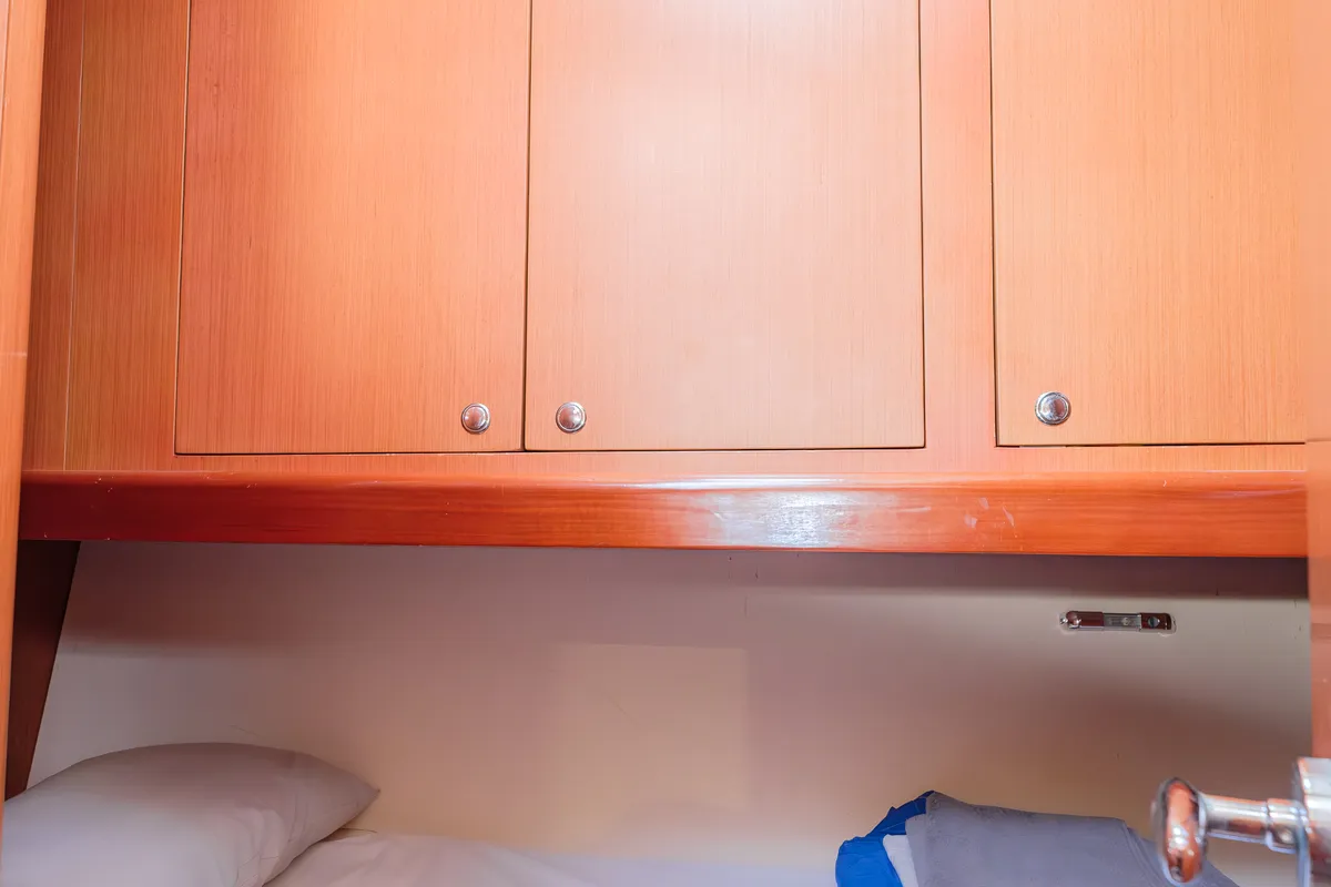 Cabin on Belamour, a Beneteau Oceanis 43 sailboat at Kos, Greece