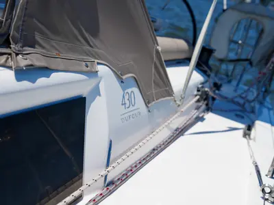 Slowdown, a Dufour 430 sailboat at Annapolis, United States