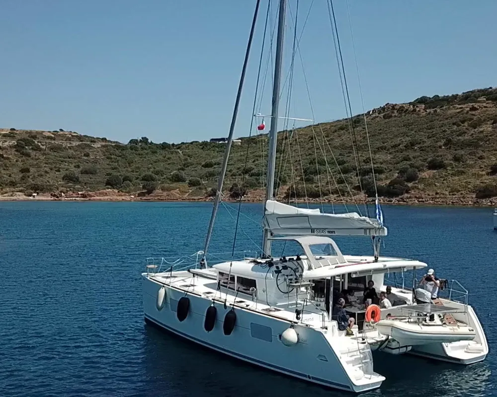 Exterior view of Aurora, a Lagoon 400 catamaran at Athens, Greece
