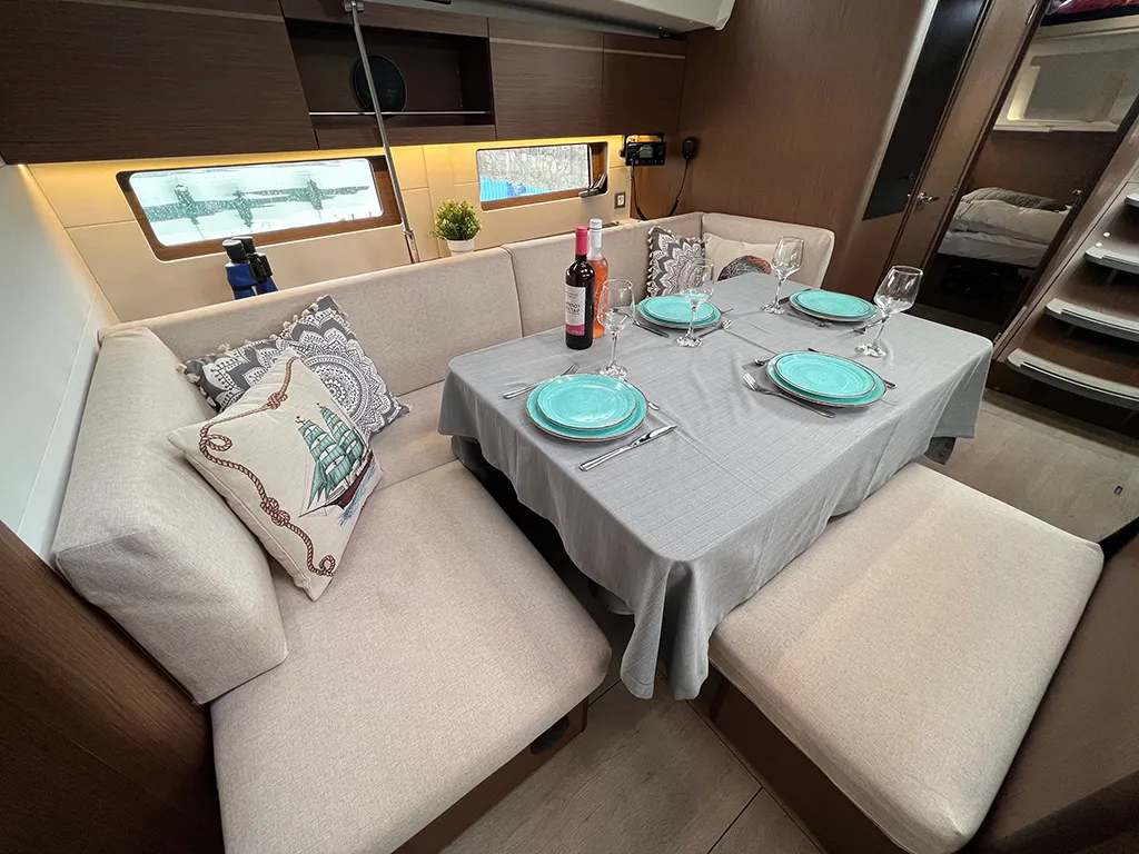 Salon of Lella Belle, a Beneteau Oceanis 46.1 sailboat at Athens, Greece