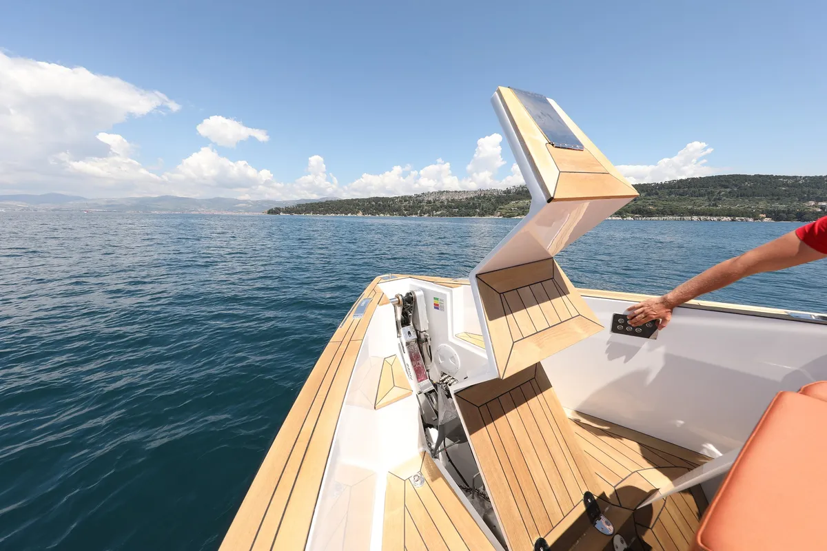 No Name, a Fjord 44 Open motor yacht at Grad Kaštela, Croatia