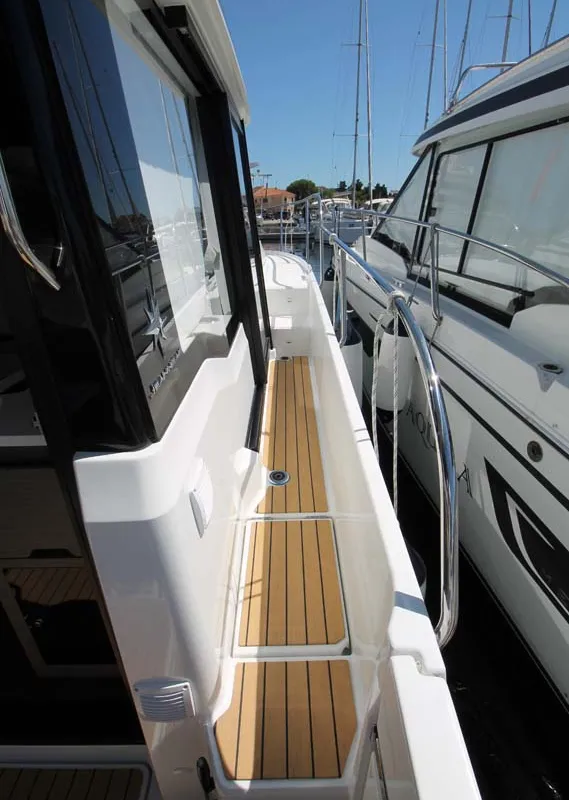 Deck of Navis Amoris, a Jeanneau Merry Fisher 895 Serie2 motorboat at Murter, Croatia