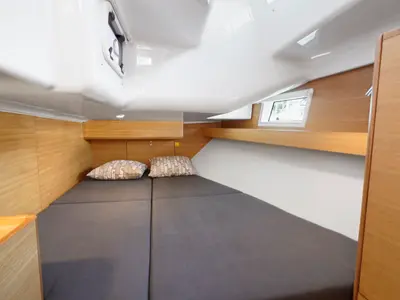 Cabin on Micky, a Elan Impression 40.1 sailboat at Pula, Croatia