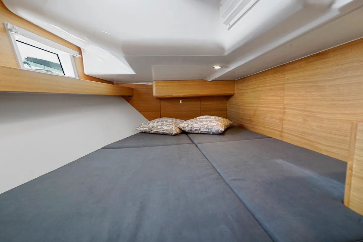 Cabin on Micky, a Elan Impression 40.1 sailboat at Pula, Croatia