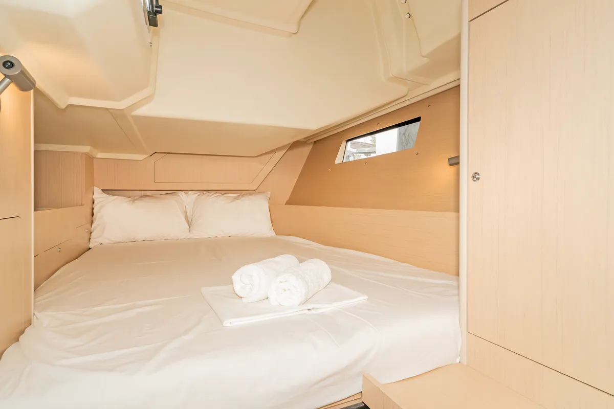 Cabin on Silver Eintzel, a Beneteau Oceanis 41.1 sailboat at Athens, Greece