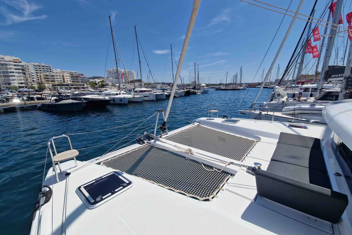 Deck of Hanselli, a Lagoon 42 catamaran at Alameda, United States