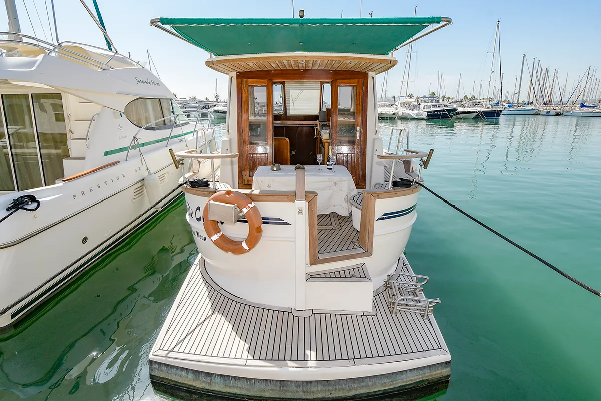 Exterior view of Mar De Coral, a Sasga Yachts Menorquin Yacht 100 motorboat at Sitges, Spain