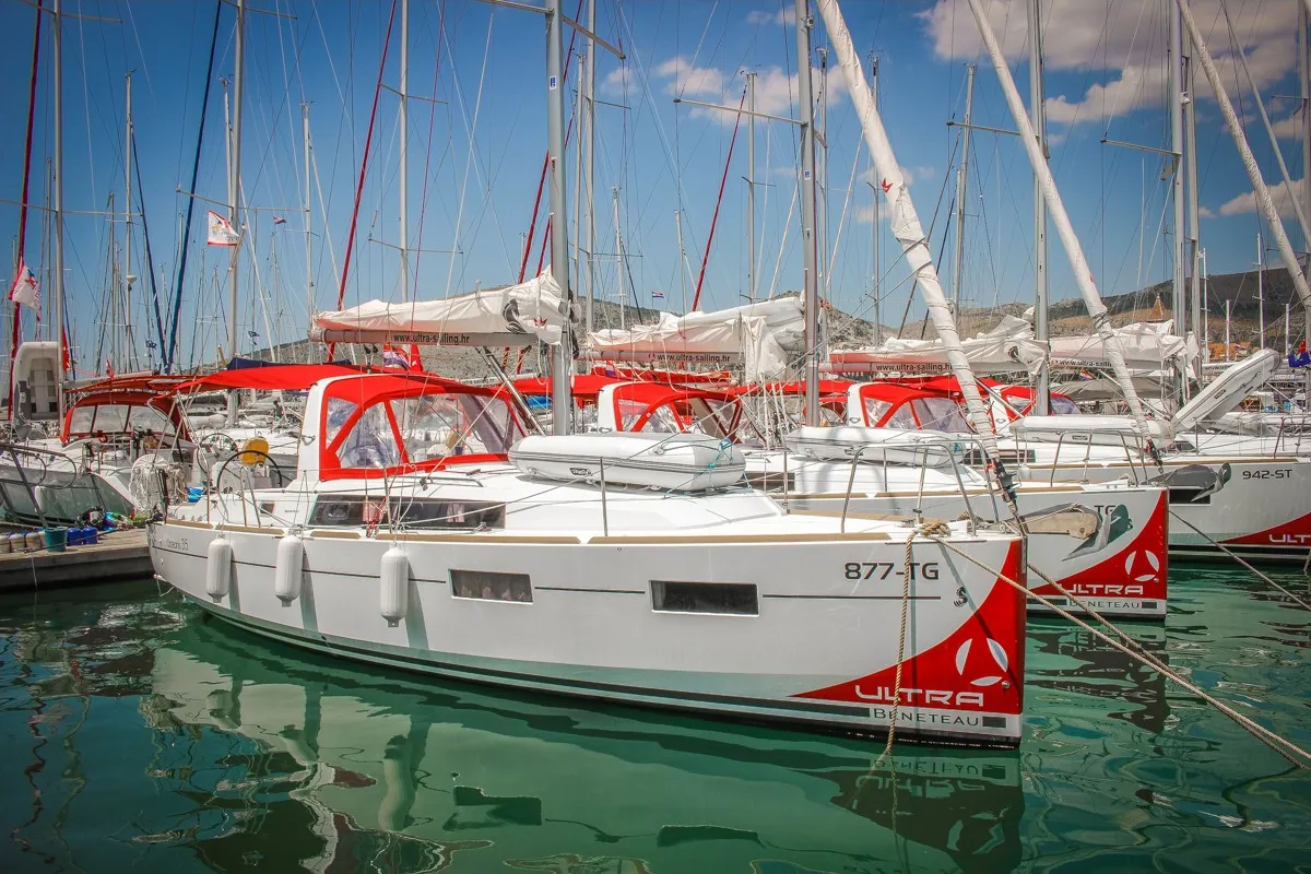 Exterior view of Dalmar, a Beneteau Oceanis 35 sailboat at Općina Medulin, Croatia