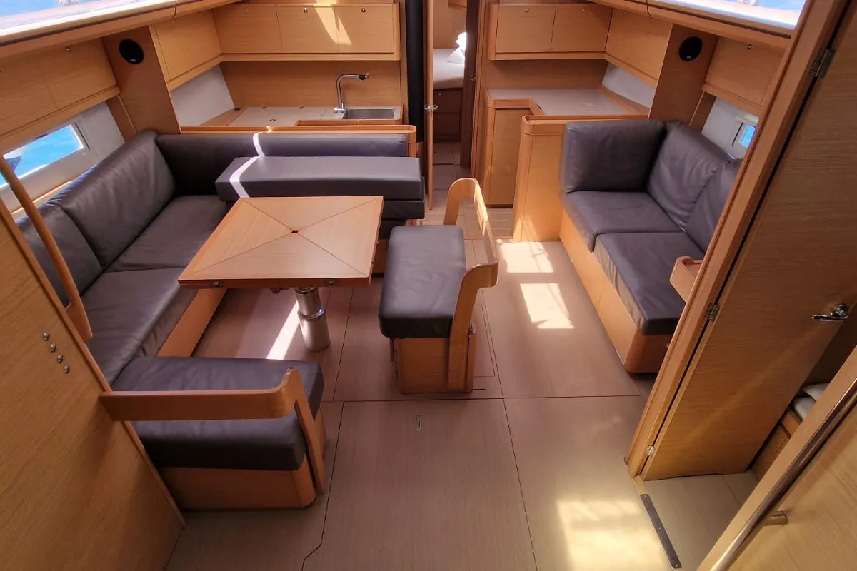 Salon of Sirius, a Dufour 520 GL sailboat at Tonnarella, Italy