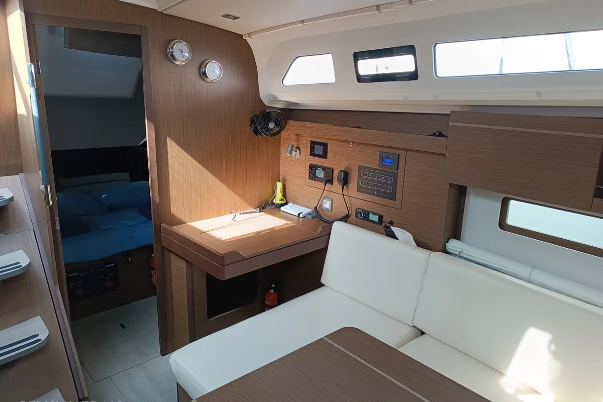 Salon of Lilibet, a Beneteau Oceanis 40.1 sailboat at Procida, Italy