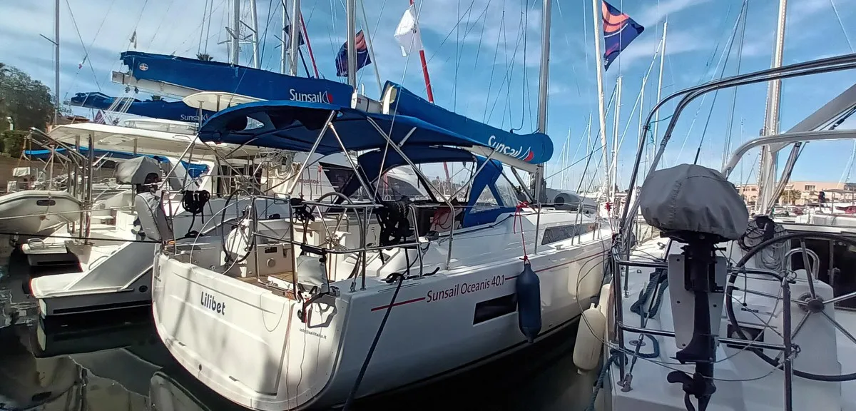 Exterior view of Lilibet, a Beneteau Oceanis 40.1 sailboat at Procida, Italy