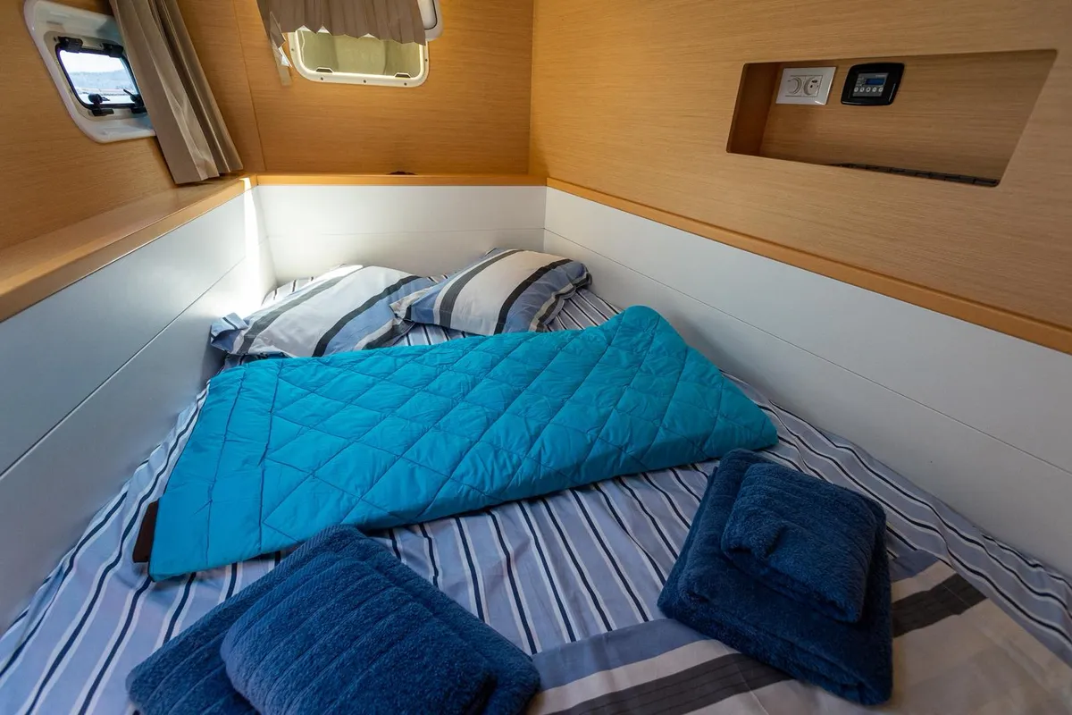Cabin on Astro, a Lagoon 400 S2 catamaran at Volos, Greece