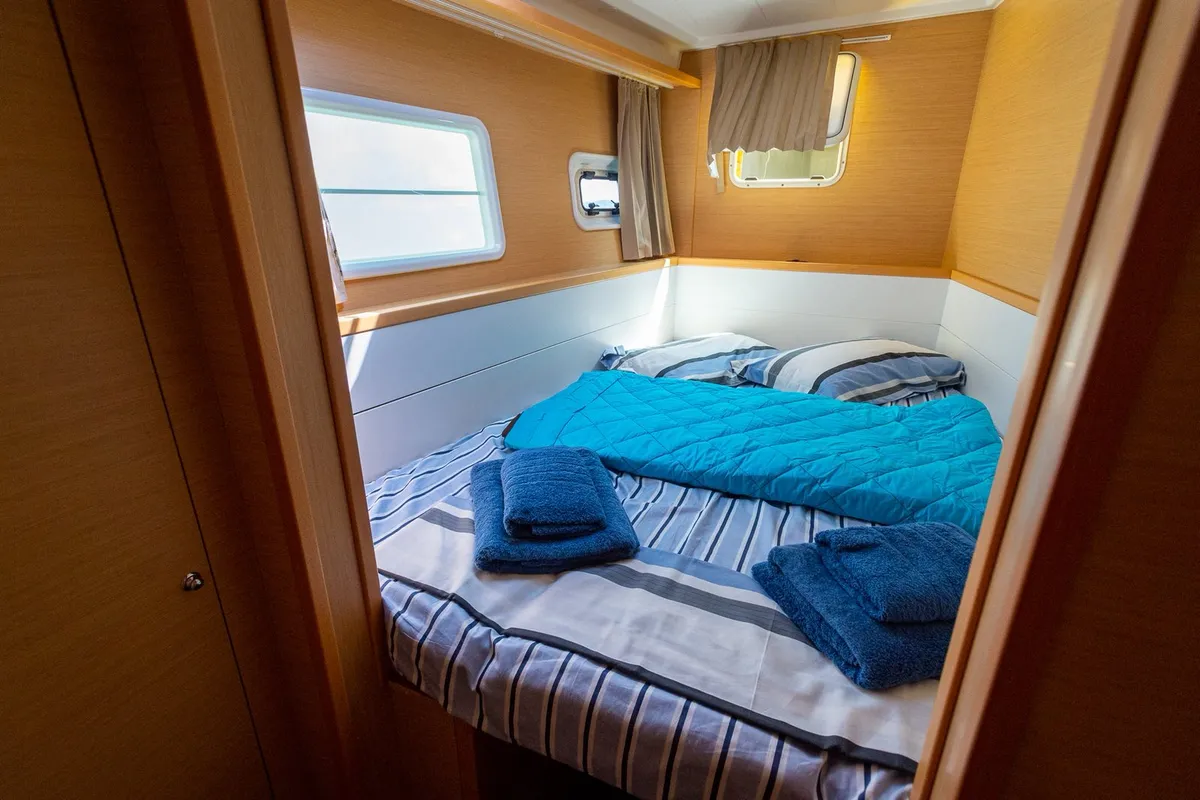 Cabin on Astro, a Lagoon 400 S2 catamaran at Volos, Greece
