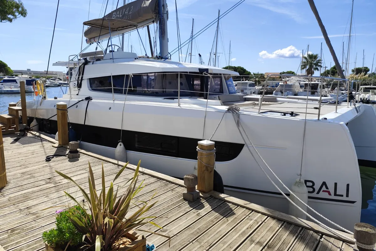 Exterior view of FIMA, a Bali 4.2 catamaran at Hyères, France