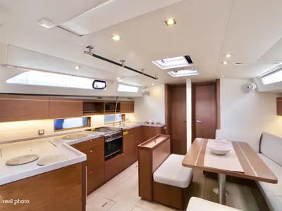 Galley of Ludi, a Beneteau Oceanis 46.1 sailboat at Castellammare di Stabia, Italy