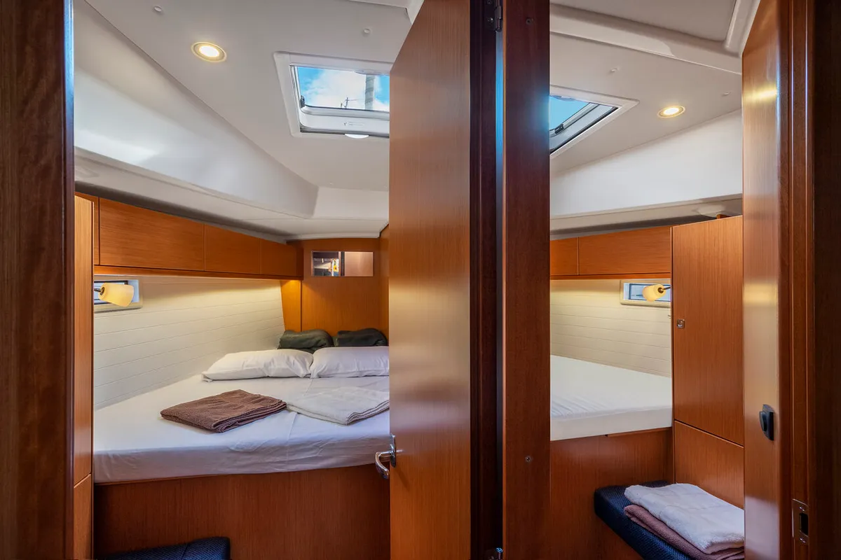 Cabin on Kalev, a Bavaria Cruiser 46 sailboat at Općina Marina, Croatia