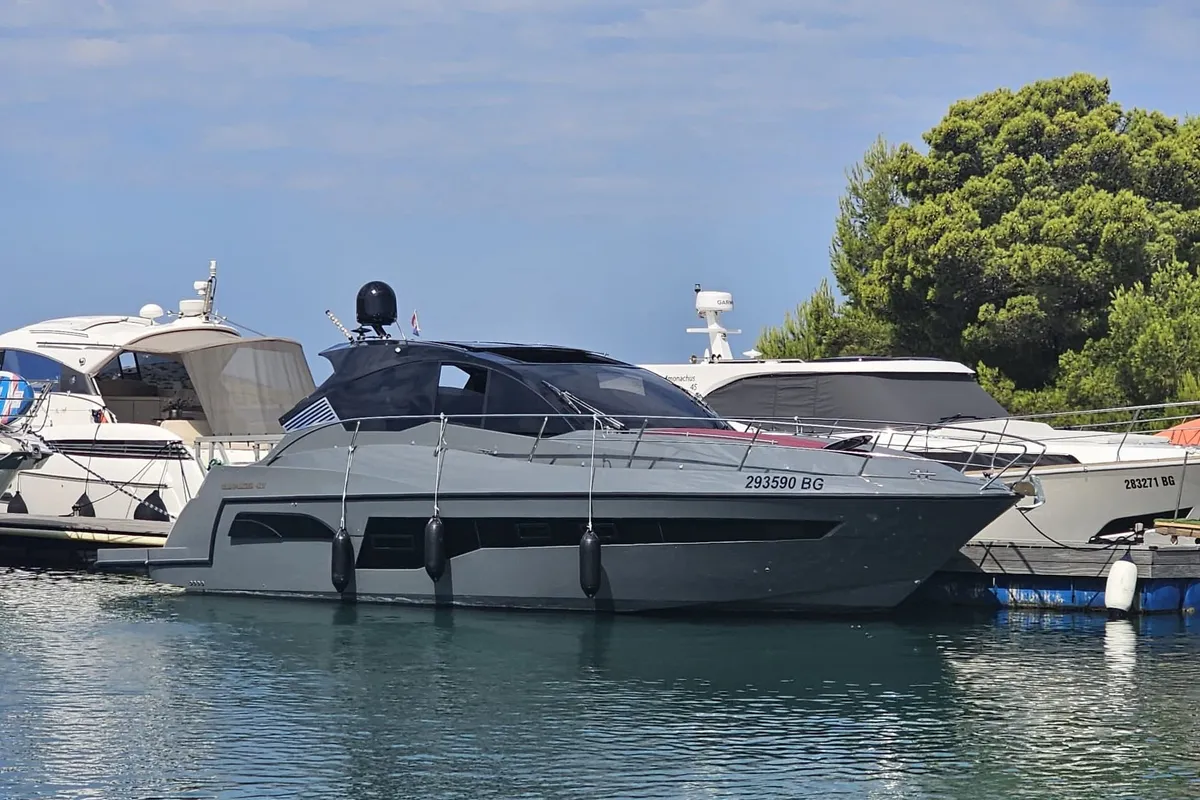 XXX2, a Grginić jahte Mirakul 40 motor yacht at Grad Biograd na Moru, Croatia