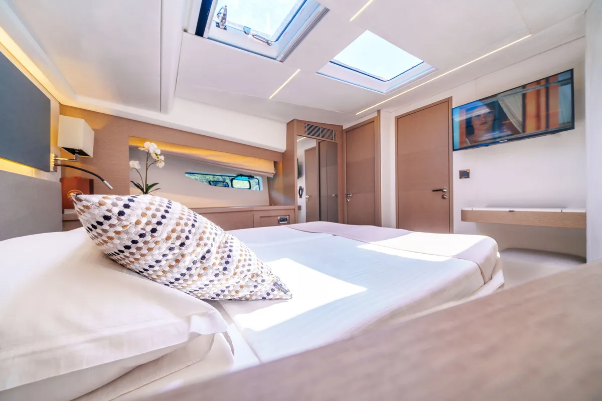 Shaft, a Jeanneau Prestige 590 Flybridge motor yacht at Podstrana - Miljevac, Croatia