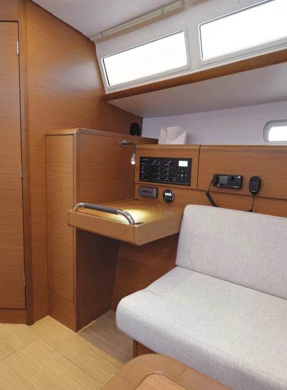 Salon of Minerva, a Jeanneau Sun Odyssey 379 sailboat at Salerno, Italy