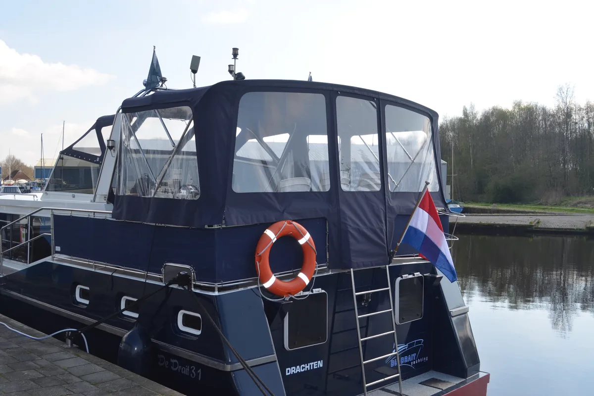 Exterior view of Drait 31, a De Drait Renal 45 motorboat at Drachten, Netherlands