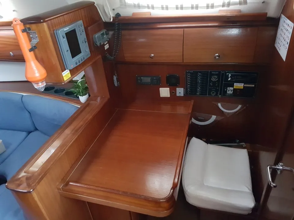Salon of Azzurro, a Bavaria 41 sailboat at Punat, Croatia