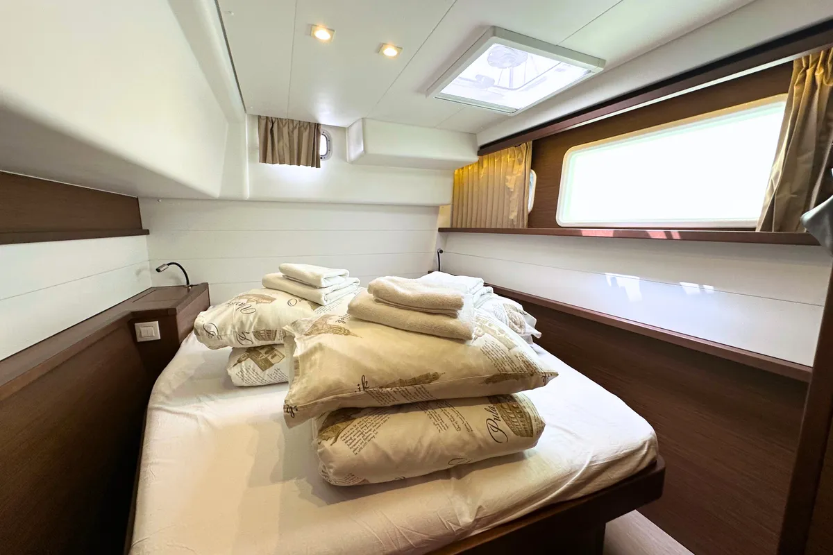 Cabin on Hanna 1, a Lagoon 450 S catamaran at Grad Kaštela, Croatia