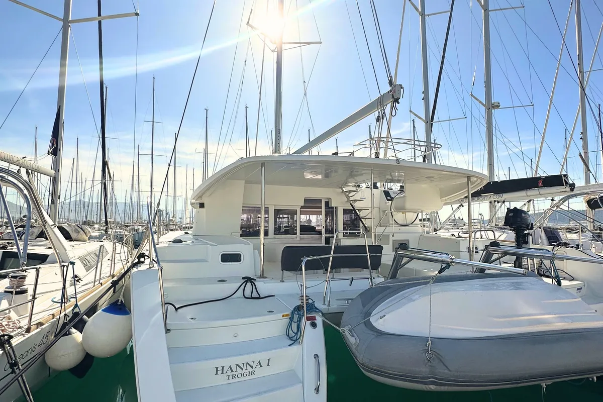 Exterior view of Hanna 1, a Lagoon 450 S catamaran at Grad Kaštela, Croatia