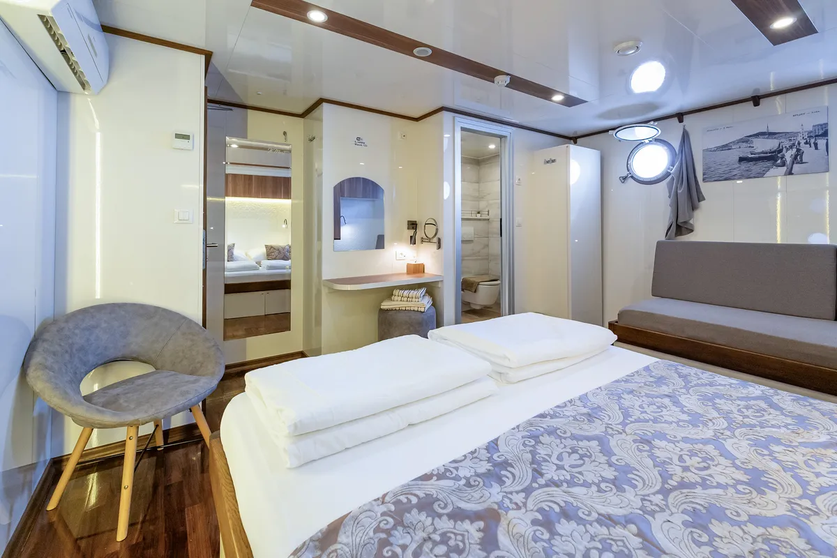 Il Mare, a Custom Made Il Mare motorboat at Split, Croatia