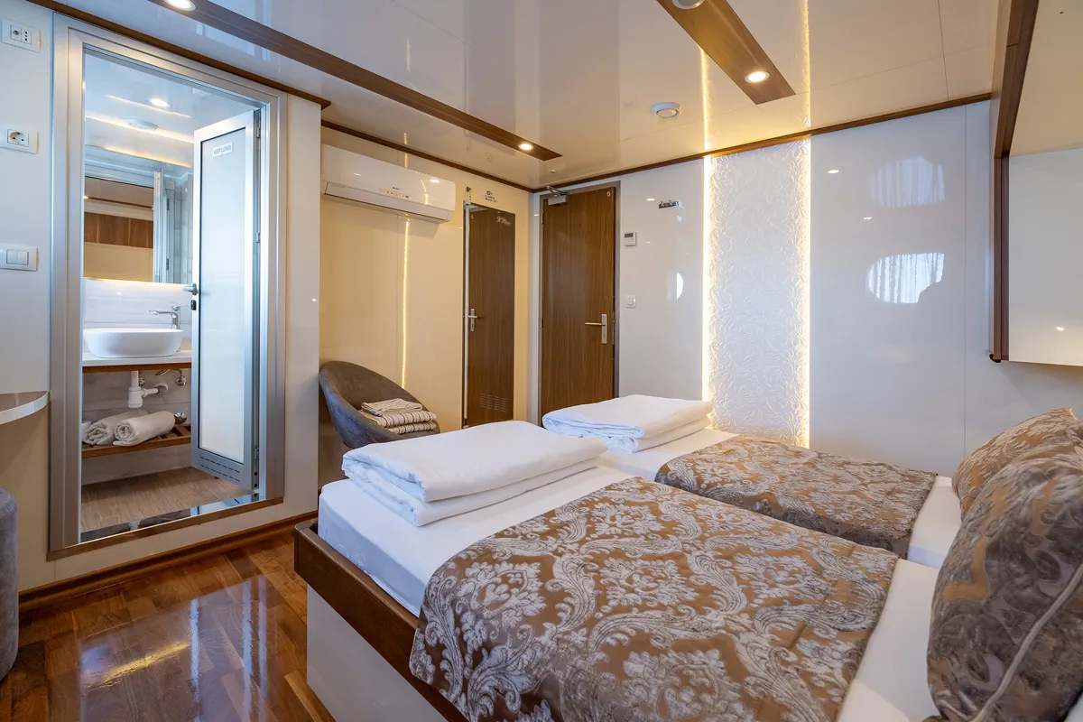 Il Mare, a Custom Made Il Mare motorboat at Split, Croatia