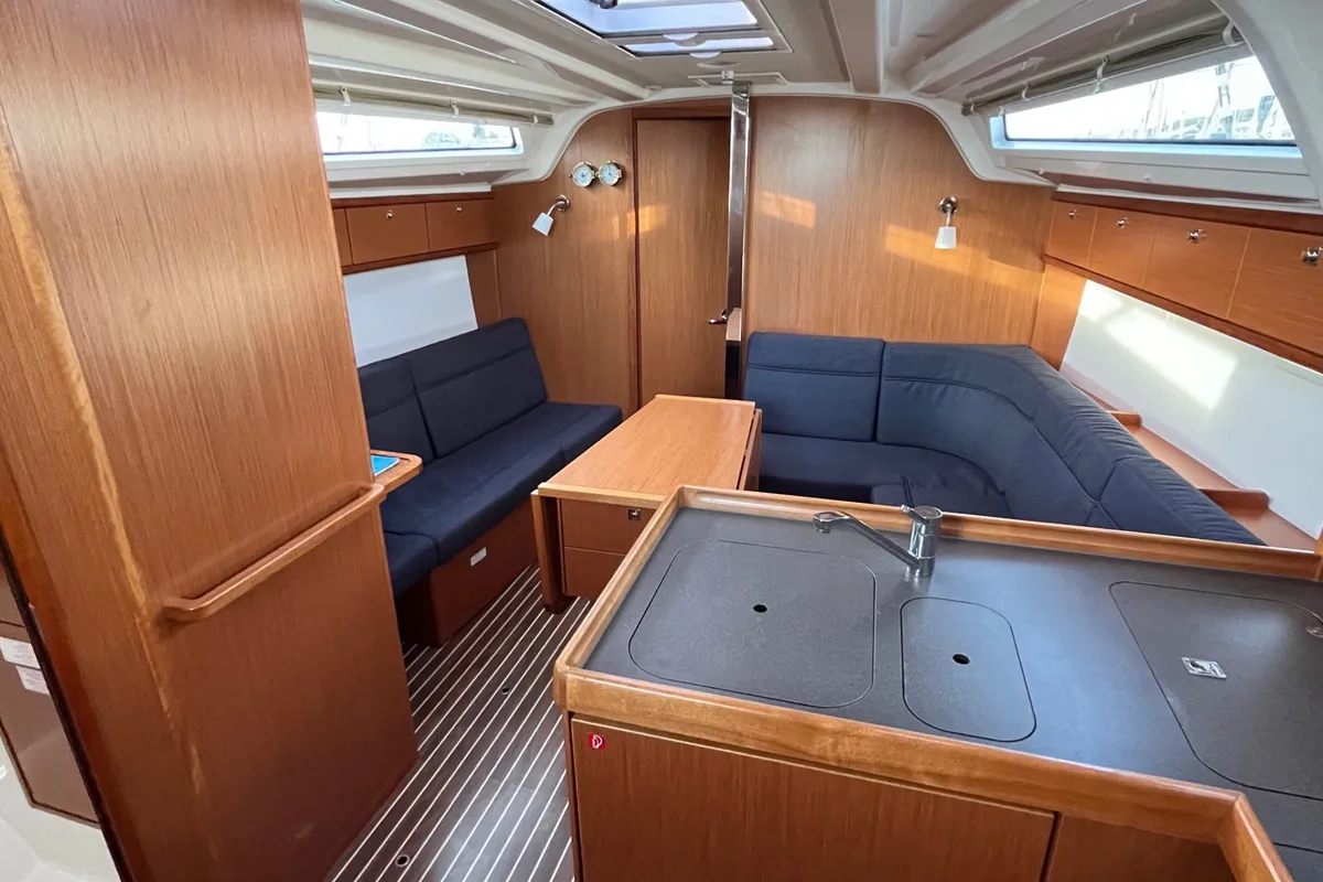 Salon of Amalia, a Bavaria Cruiser 37 sailboat at Općina Sukošan, Croatia