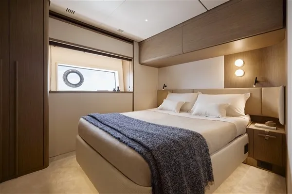 Cabin on Balance, a Azimut 82 Fly motor yacht at Grad Šibenik, Croatia