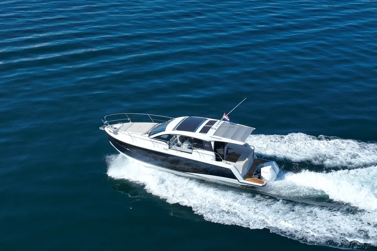 Exterior view of Stormi, a Sealine C335V motorboat at Grad Kaštela, Croatia