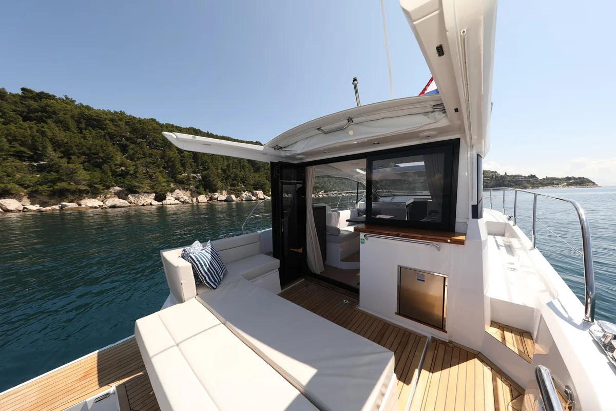 Deck of Stormi, a Sealine C335V motorboat at Grad Kaštela, Croatia