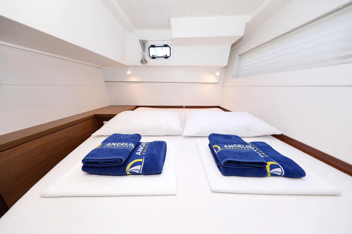 Cabin on Mars, a Lagoon 40 catamaran at Grad Vodice, Croatia