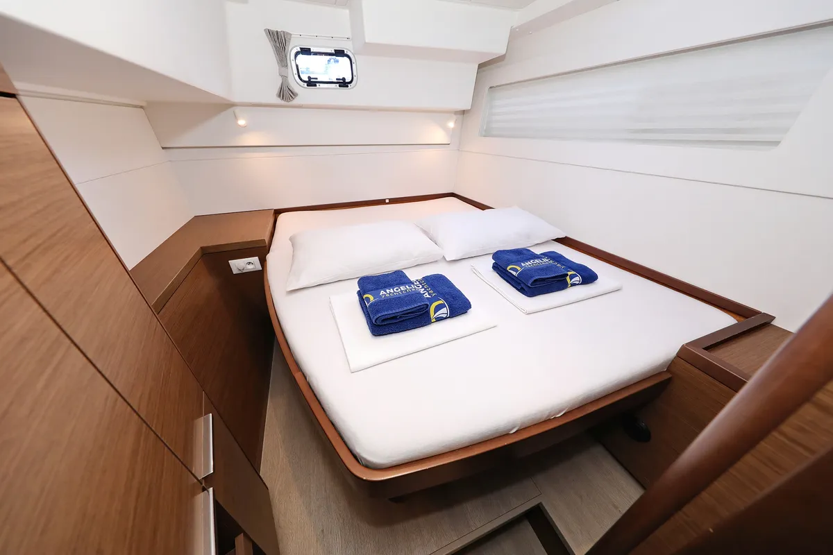 Cabin on Mars, a Lagoon 40 catamaran at Grad Vodice, Croatia